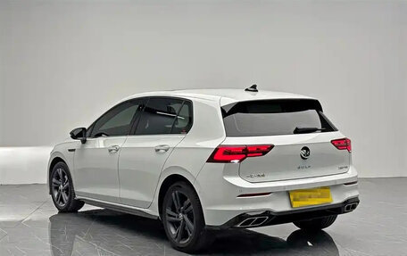 Volkswagen Golf VIII, 2024 год, 2 000 000 рублей, 5 фотография