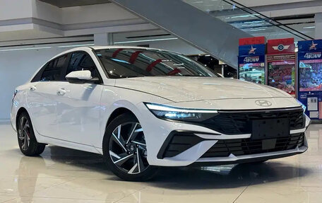 Hyundai Elantra, 2023 год, 1 450 000 рублей, 3 фотография