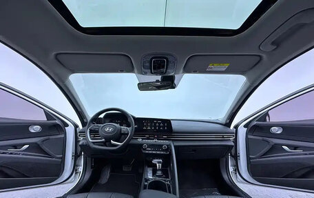 Hyundai Elantra, 2023 год, 1 450 000 рублей, 9 фотография