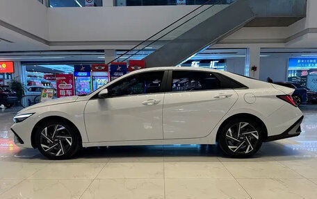 Hyundai Elantra, 2023 год, 1 450 000 рублей, 6 фотография