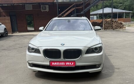 BMW 7 серия, 2010 год, 2 800 000 рублей, 1 фотография