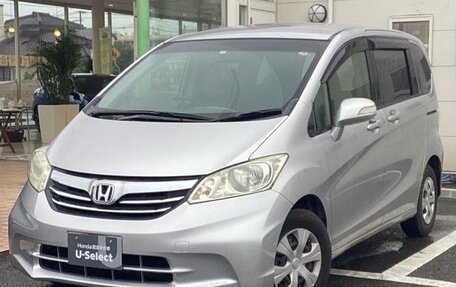 Honda Freed I, 2010 год, 823 000 рублей, 1 фотография
