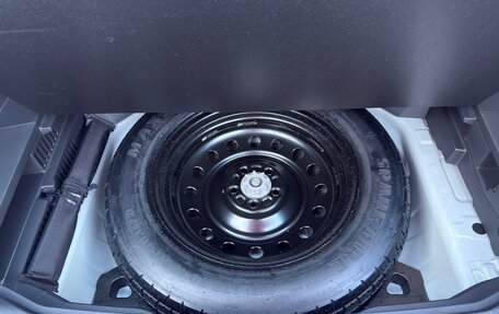 Toyota RAV4, 2025 год, 4 890 000 рублей, 9 фотография