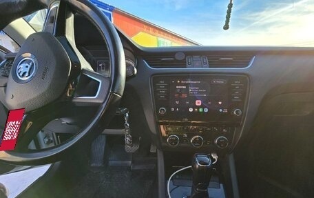 Skoda Octavia, 2017 год, 1 870 000 рублей, 7 фотография