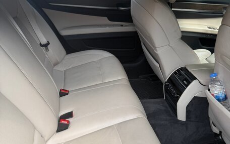 BMW 7 серия, 2010 год, 2 800 000 рублей, 7 фотография