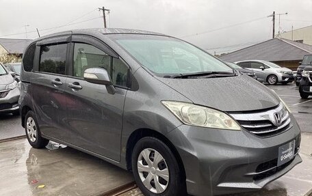 Honda Freed I, 2010 год, 893 000 рублей, 3 фотография
