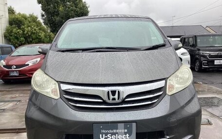 Honda Freed I, 2010 год, 893 000 рублей, 2 фотография