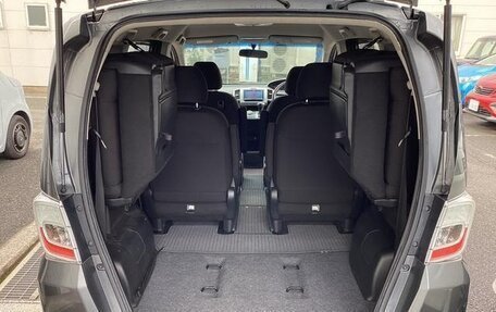 Honda Freed I, 2010 год, 893 000 рублей, 15 фотография