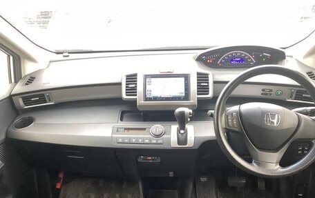 Honda Freed I, 2010 год, 823 000 рублей, 14 фотография