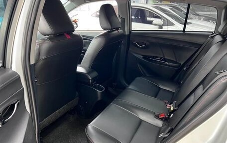 Toyota Yaris XP150 рестайлинг, 2023 год, 1 200 000 рублей, 6 фотография