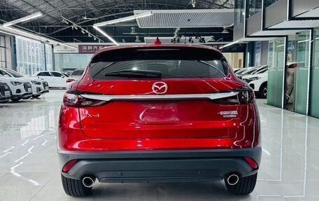 Mazda CX-4, 2022 год, 1 900 000 рублей, 5 фотография