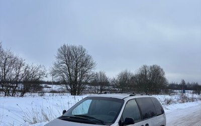 Chrysler Voyager III, 2000 год, 110 000 рублей, 1 фотография