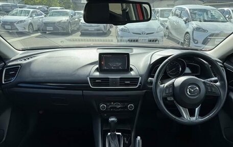 Mazda Axela, 2015 год, 1 083 000 рублей, 18 фотография