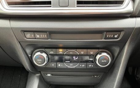 Mazda Axela, 2015 год, 1 040 000 рублей, 11 фотография