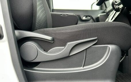 Daihatsu Wake I, 2022 год, 1 013 000 рублей, 13 фотография