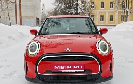 MINI Hatch, 2021 год, 2 090 000 рублей, 3 фотография
