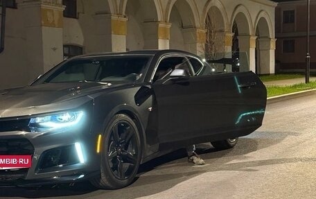 Chevrolet Camaro VI, 2018 год, 3 200 000 рублей, 7 фотография