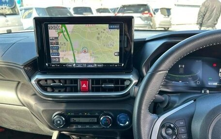 Daihatsu Rocky, 2022 год, 1 405 000 рублей, 30 фотография