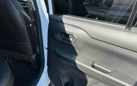 Daihatsu Rocky, 2022 год, 1 405 000 рублей, 33 фотография