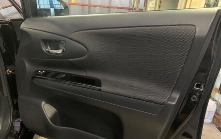 Toyota Wish II, 2010 год, 1 235 400 рублей, 12 фотография