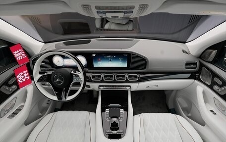 Mercedes-Benz Maybach GLS I, 2025 год, 31 000 000 рублей, 18 фотография