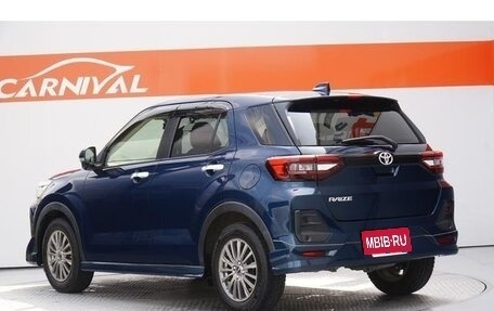 Toyota Raize I, 2022 год, 1 374 000 рублей, 2 фотография