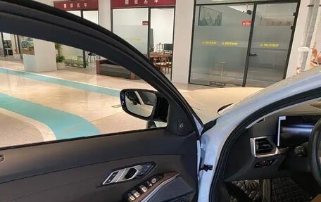 BMW 3 серия, 2023 год, 4 740 000 рублей, 12 фотография