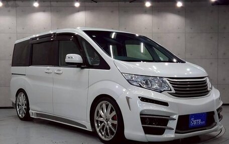 Honda Stepwgn IV, 2017 год, 1 770 000 рублей, 2 фотография