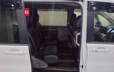 Honda Stepwgn IV, 2017 год, 1 770 000 рублей, 21 фотография