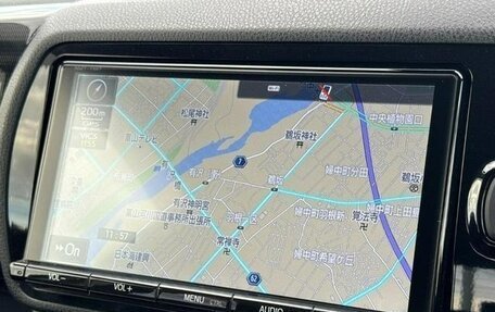 Toyota Vitz, 2017 год, 930 000 рублей, 13 фотография