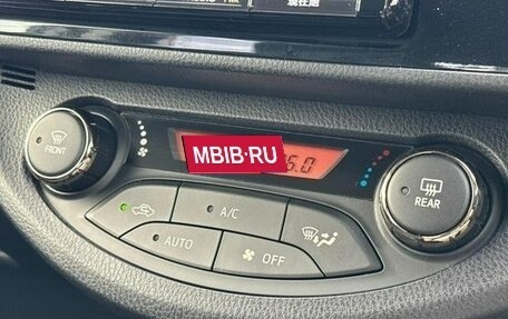 Toyota Vitz, 2017 год, 930 000 рублей, 17 фотография