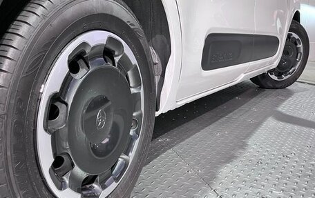 Toyota Sienta, 2022 год, 1 602 000 рублей, 9 фотография