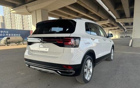 Volkswagen T-Cross I, 2021 год, 1 750 000 рублей, 5 фотография