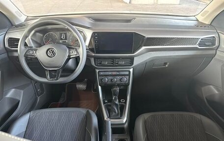 Volkswagen T-Cross I, 2021 год, 1 750 000 рублей, 8 фотография