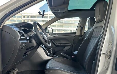 Volkswagen T-Cross I, 2021 год, 1 750 000 рублей, 7 фотография