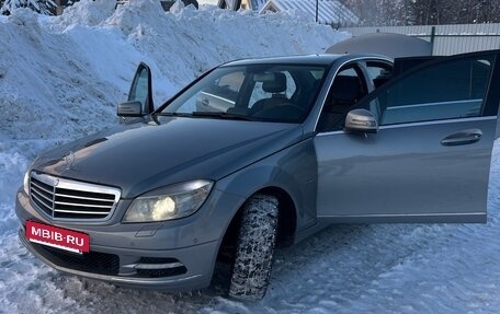 Mercedes-Benz C-Класс, 2010 год, 975 000 рублей, 12 фотография