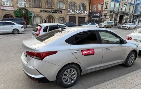 Hyundai Solaris II рестайлинг, 2020 год, 990 000 рублей, 3 фотография