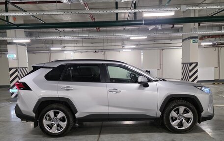 Toyota RAV4, 2020 год, 3 250 000 рублей, 5 фотография