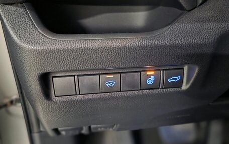 Toyota RAV4, 2020 год, 3 250 000 рублей, 13 фотография