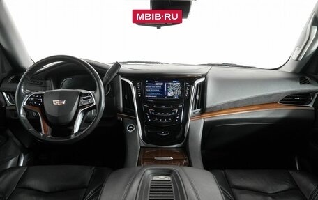 Cadillac Escalade IV, 2019 год, 4 150 000 рублей, 13 фотография