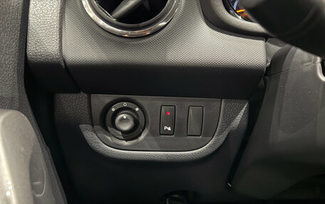 Renault Sandero II рестайлинг, 2018 год, 1 290 000 рублей, 12 фотография