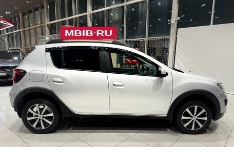 Renault Sandero II рестайлинг, 2018 год, 1 290 000 рублей, 6 фотография