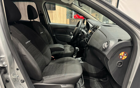 Renault Sandero II рестайлинг, 2018 год, 1 290 000 рублей, 26 фотография