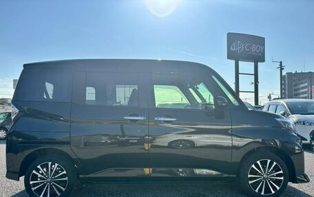 Toyota Roomy I, 2023 год, 1 113 000 рублей, 6 фотография