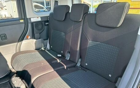 Toyota Roomy I, 2023 год, 1 113 000 рублей, 25 фотография