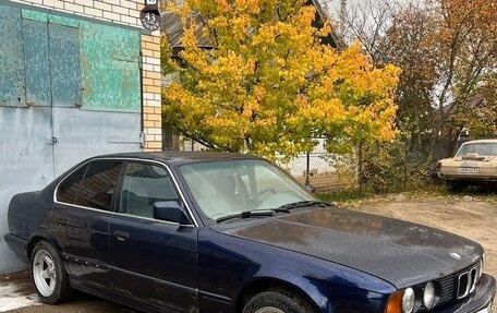 BMW 5 серия, 1992 год, 380 000 рублей, 33 фотография