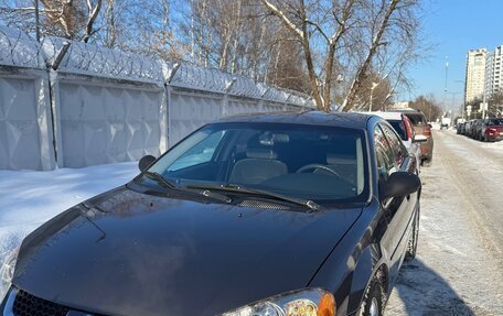 Dodge Stratus II, 2003 год, 500 000 рублей, 3 фотография