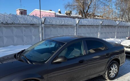 Dodge Stratus II, 2003 год, 500 000 рублей, 6 фотография