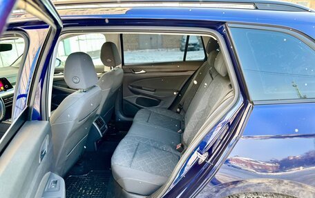 Volkswagen Golf VIII, 2021 год, 1 890 000 рублей, 21 фотография