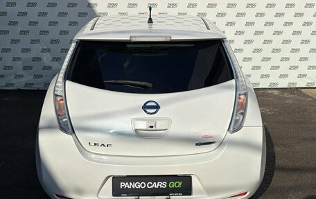 Nissan Leaf I, 2015 год, 745 000 рублей, 6 фотография